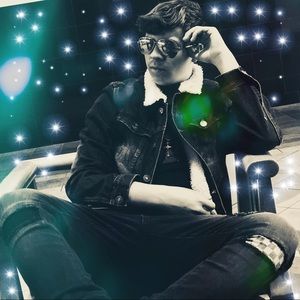 Meet your Posher, Michael